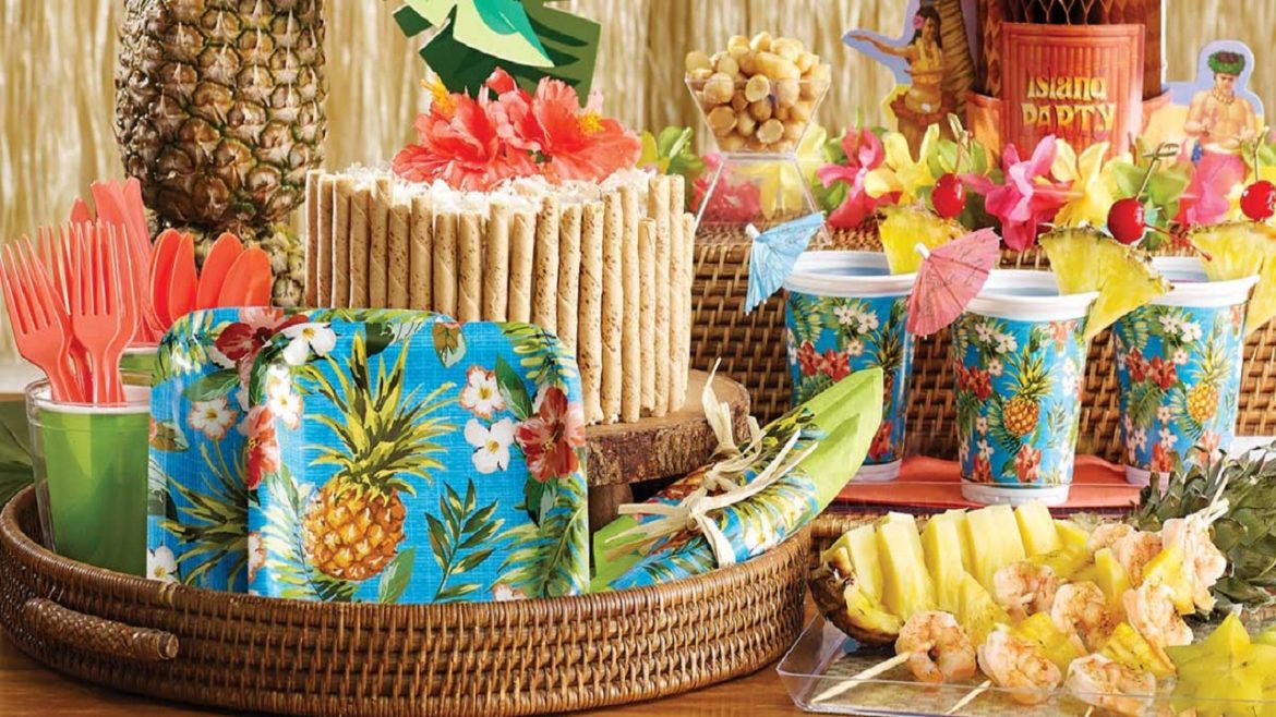 Getting Supplies for Hawaiian Party in Bulk and Selling Them to Hawaiian Culture Enthusiasts